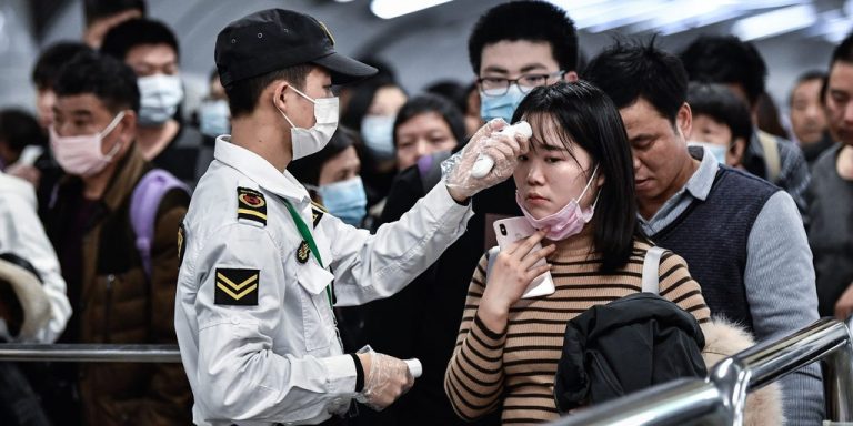 Hàng loạt quốc gia cảnh báo hạn chế công dân tới Trung Quốc Hàng loạt quốc gia cảnh báo hạn chế công dân tới Trung Quốc