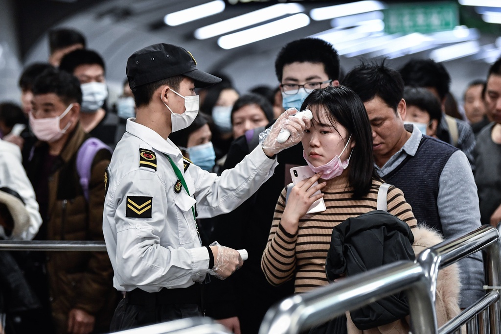 Virus corona tan pha kinh te Trung Quoc nang ne hon dich SARS hinh anh 1 106349594_gettyimages_1195300772.jpg