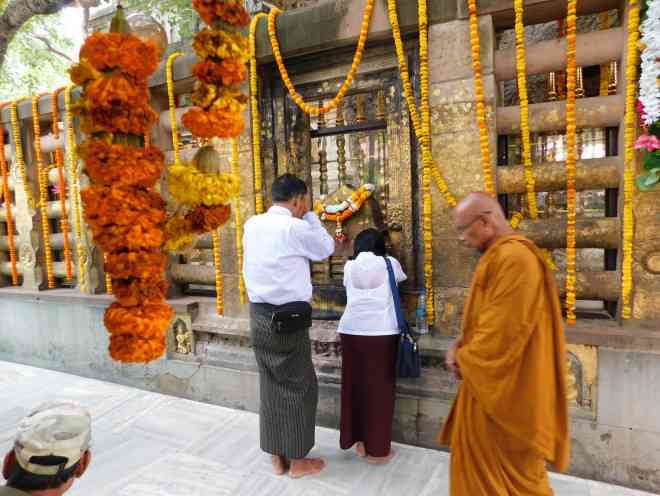 BODH GAYA, nơi muộn phiền bỏ lại - 3