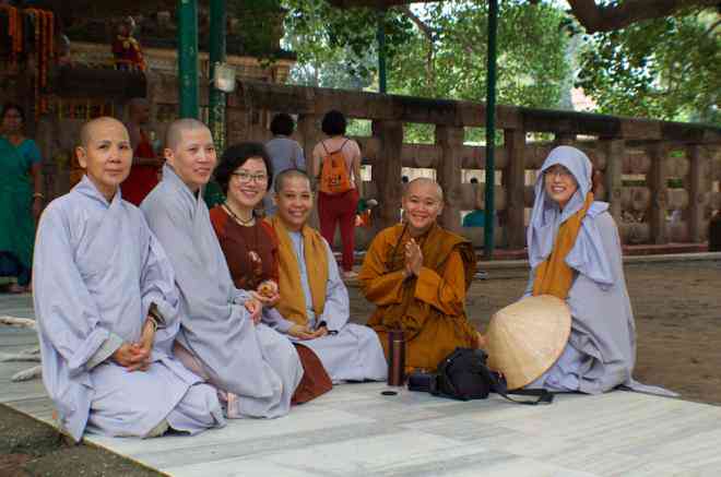 BODH GAYA, nơi muộn phiền bỏ lại - 6