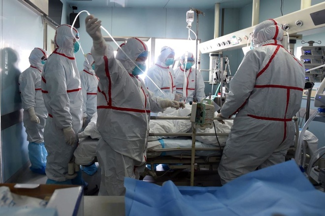 Khách vào Việt Nam bị giám sát chặt để tránh lây nhiễm virus corona Khách vào Việt Nam bị giám sát chặt để tránh lây nhiễm virus corona