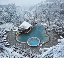 Tien canh dam chat kiem hiep tren nui Nga Mi mua dong hinh anh 9 Chinadiscovery.jpg