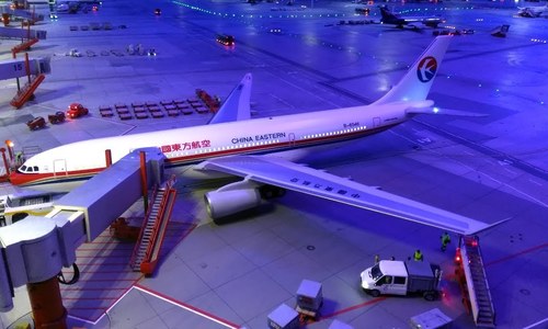 Sân bay 150 m2 xây 6 năm mới xong Sân bay 150 m2 xây 6 năm mới xong