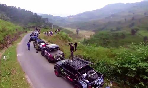 Vượt 1.500 km mang yêu thương đến trẻ vùng cao