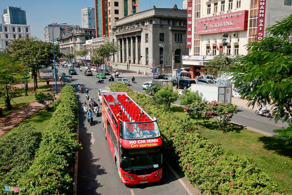 Nhung danh thang TP.HCM tren chang duong xe buyt hai tang hinh anh 6 xe_buyt_2_tang_zing_6_.jpg