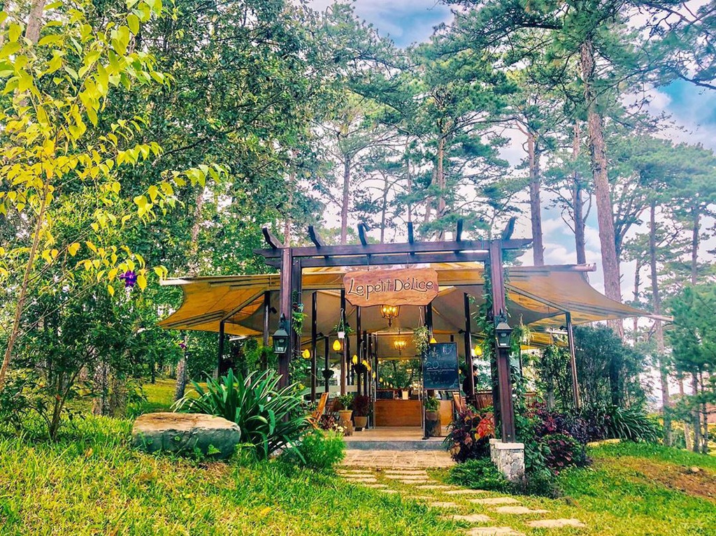 Nhung resort hang sang so huu khung canh tua troi Au o Da Lat hinh anh 13 3.1.jpg