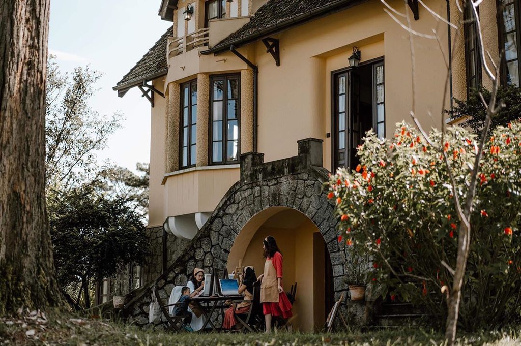 Nhung resort hang sang so huu khung canh tua troi Au o Da Lat hinh anh 15 3.2.jpg