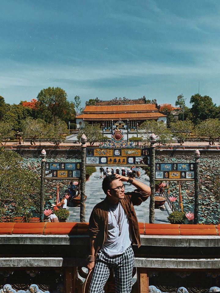 Kham pha Hue co kinh va huyen ao tai loat diem den dep nhu mo hinh anh 9 3_dn_cau.jpg