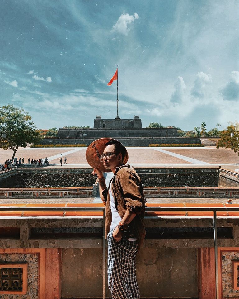 Kham pha Hue co kinh va huyen ao tai loat diem den dep nhu mo hinh anh 10 3_dn_cot_co.jpg