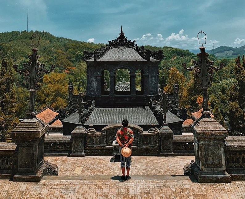 Kham pha Hue co kinh va huyen ao tai loat diem den dep nhu mo hinh anh 11 4_lkd1.jpg