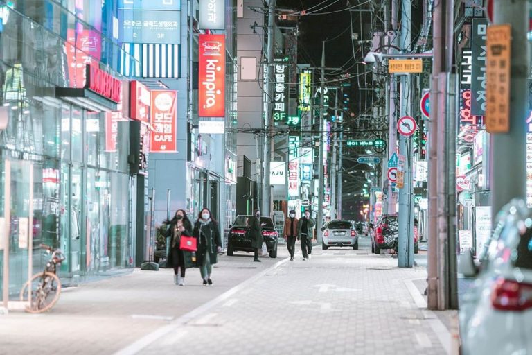 Người dân Daegu: ‘Tôi không tin được thành phố lại vắng như thế’