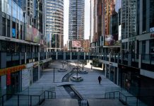 Không chỉ Trung Quốc mà nền du lịch của nhiều quốc gia châu Á đều lao đao vì dịch virus Corona, Việt Nam cũng bị ảnh hưởng nặng nề Không chỉ Trung Quốc mà nền du lịch của nhiều quốc gia châu Á đều lao đao vì dịch virus Corona, Việt Nam cũng bị ảnh hưởng nặng nề - Ảnh 1.