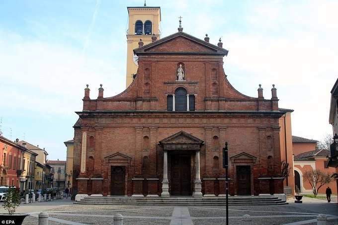 Cuộc sống đảo lộn ở Italy giữa Covid-19