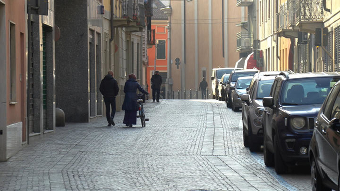 Cuộc sống đảo lộn ở Italy giữa Covid-19