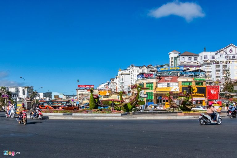 Cảnh vắng vẻ khác thường ở Đà Lạt những ngày phòng dịch corona