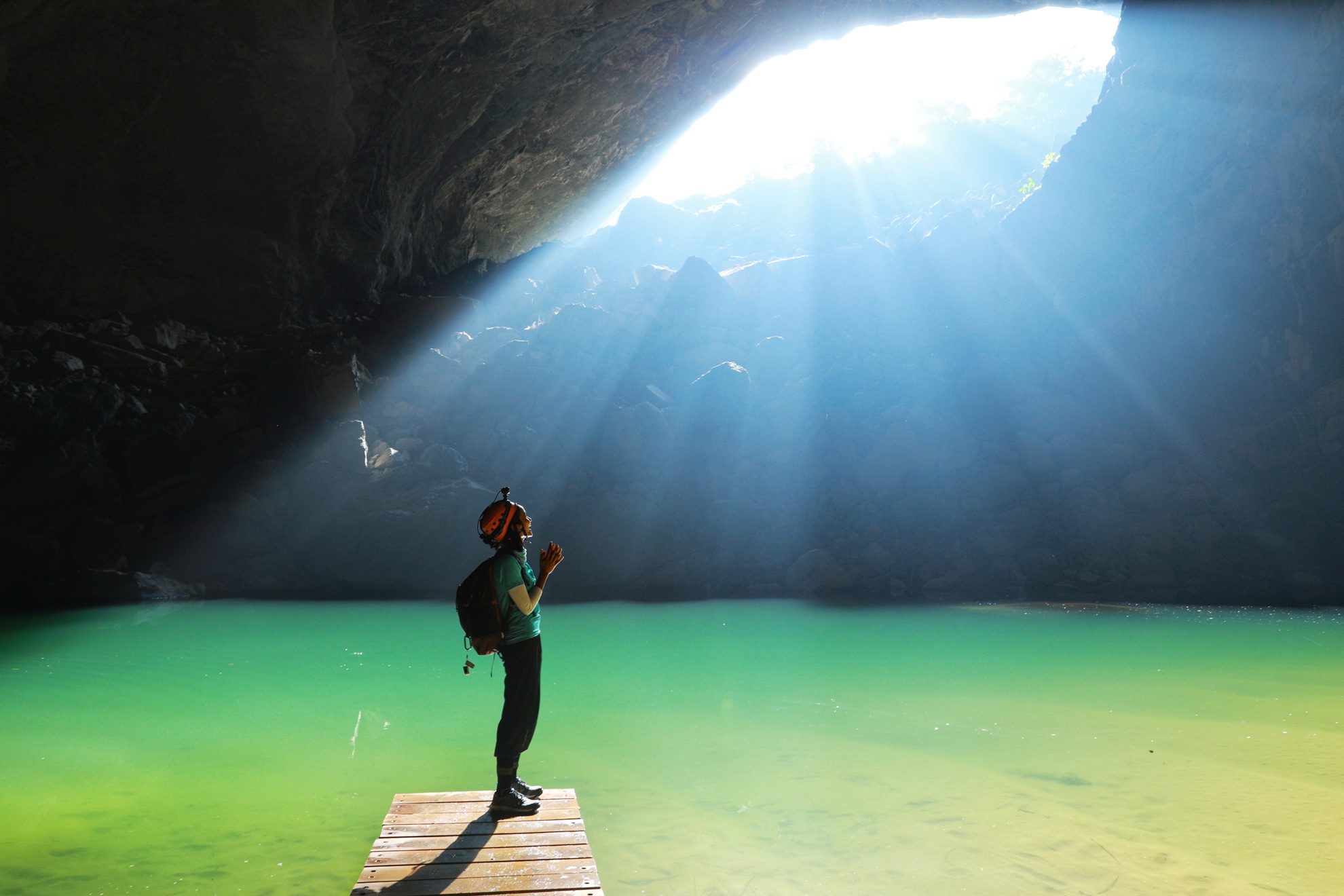 Hanh trinh kham pha Son Doong cua hoa hau H'Hen Nie hinh anh 26 h_hen_nie_3_zing_2_.jpg