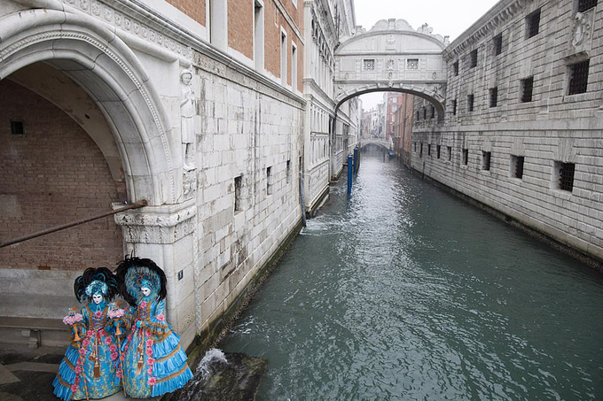 Cuộc sống đảo lộn ở Italy giữa Covid-19
