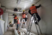 Vũ Hán mở phòng cách ly đặc biệt, hỏa táng người chết vì virus corona Vu Han mo phong cach ly dac biet, hoa tang nguoi chet vi virus corona hinh anh 1 merlin_168240048_2a90b4f9_355d_41bc_8911_aa303d01deb0_jumbo.jpg