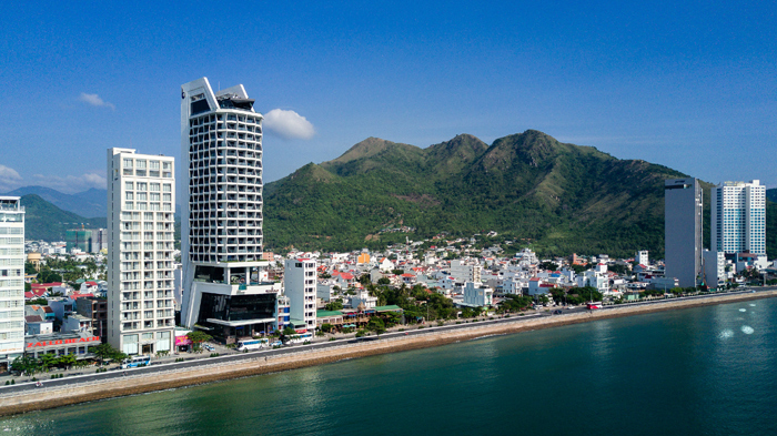 NHIỀU KHÁCH NƯỚC NGOÀI ĐẾN ROYAL BEACH BOTON BLUE NHA TRANG - 7