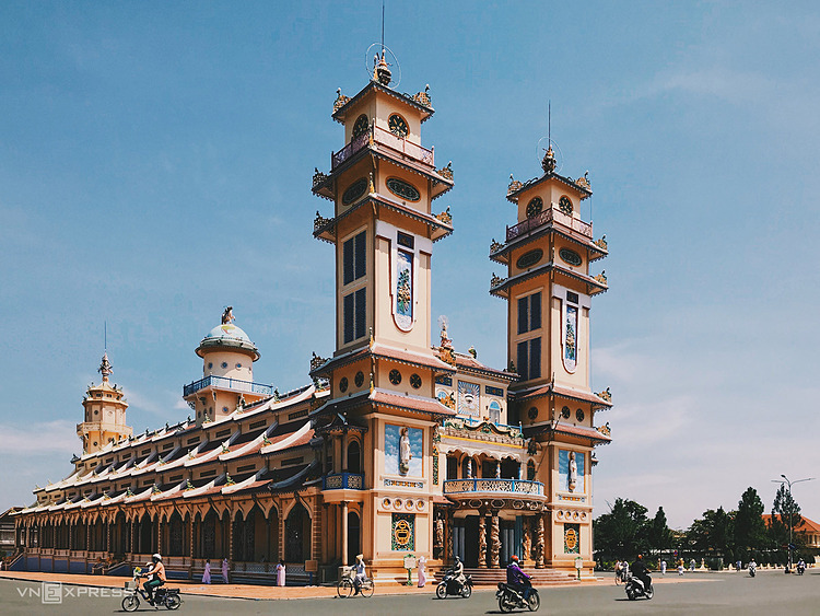 Tòa Thánh Cao Đài là công trình kiến trúc nổi tiếng Tây Ninh. Ảnh: Tâm Linh