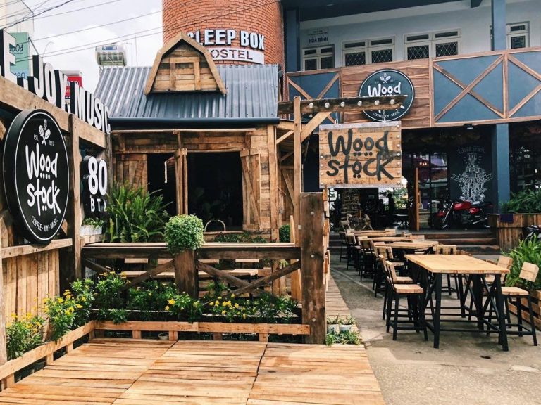 Lâu lâu không ngó, Đà Lạt lại xuất hiện thêm quán cafe cực xinh, tha hồ mà “so deep” Lâu lâu không ngó, Đà Lạt lại xuất hiện thêm quán cafe cực xinh, tha hồ mà “so deep”