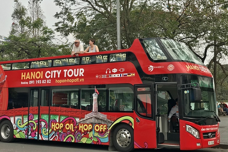 Huế sắp có xe buýt hai tầng Huế sắp có xe buýt hai tầng