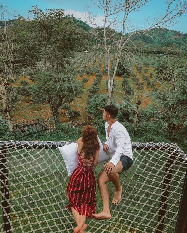 Truy tìm phiên bản giường lưới trên cao đẹp tựa Bali ở Việt Nam