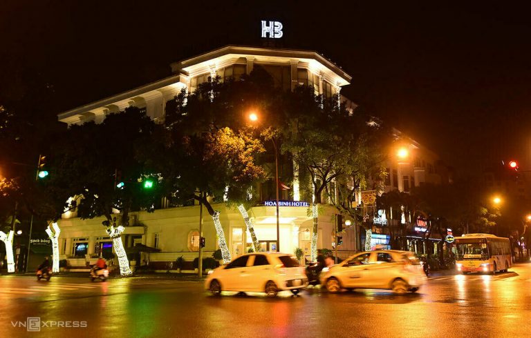 Huy động khách sạn làm nơi cách ly người chống dịch Huy động khách sạn làm nơi cách ly người chống dịch