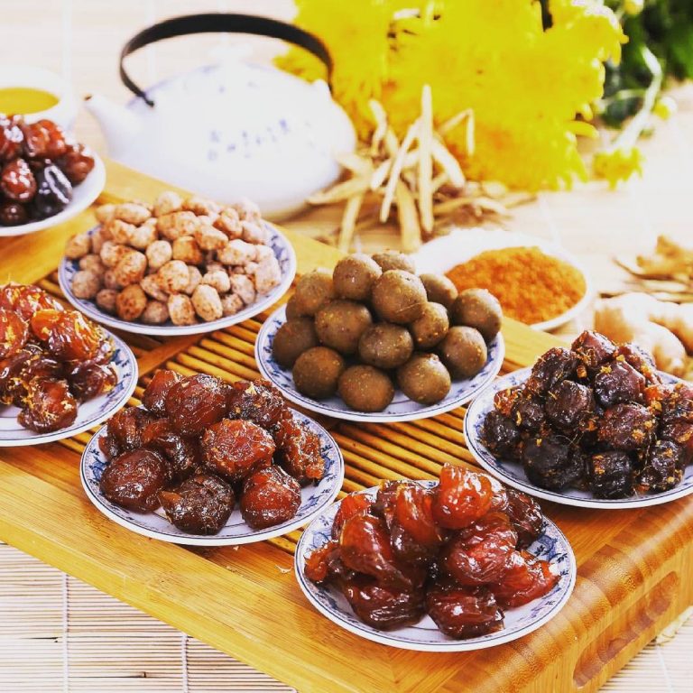 Mua gì về làm quà khi đến Hà Nội? 5 đặc sản này là thứ chắc chắn bạn phải mua Mua gì về làm quà khi đến Hà Nội? 5 đặc sản này là thứ chắc chắn bạn phải mua