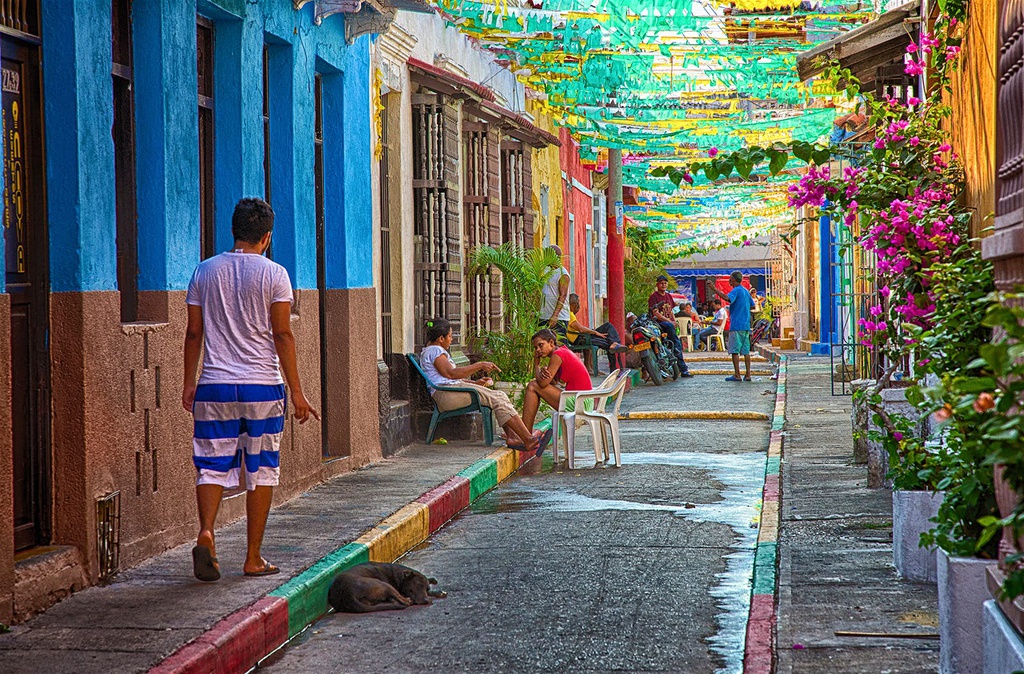 Nhung duong pho doc dao tren the gioi hinh anh 3 Getsemani_Cartagena_Colombia_cs_8b0cd32e249f.jpg