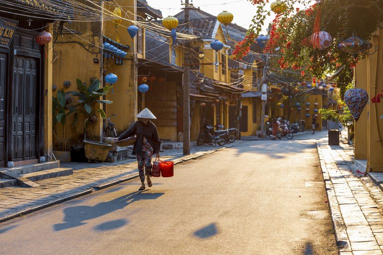 Phố cổ Hội An những ngày vắng khách