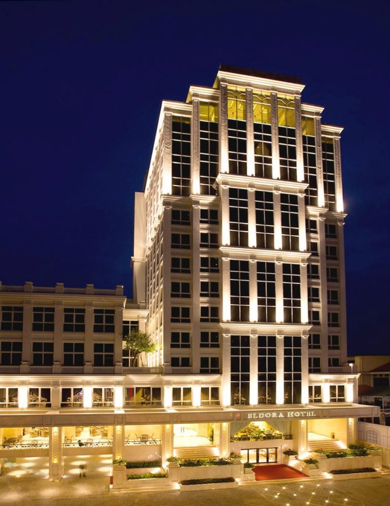 Review toàn tập khách sạn hoàng gia Eldora ở Huế Review toàn tập khách sạn hoàng gia Eldora ở Huế