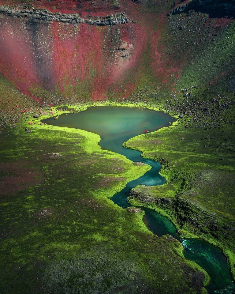 Iceland hóa thước phim viễn tưởng với những miền đất màu xanh Iceland hóa thước phim viễn tưởng với những miền đất màu xanh