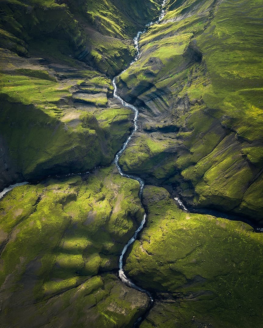 Iceland hoa thuoc phim vien tuong voi nhung mien dat mau xanh hinh anh 5 3.1.jpg