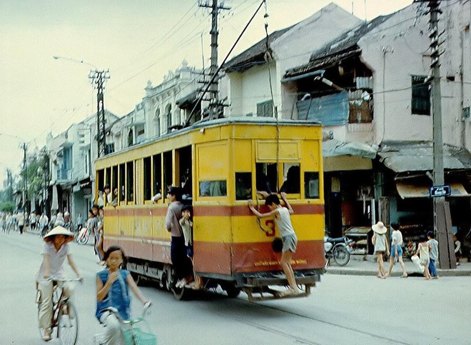 Tau dien Ha Noi - ky uc vang bong mot thoi hinh anh 3