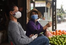 Không được ép người dân từ chối nhận hỗ trợ do dịch Covid-19 Khong duoc ep nguoi dan tu choi nhan ho tro do dich Covid-19 hinh anh 1 cach_ly_zg_2_.jpg