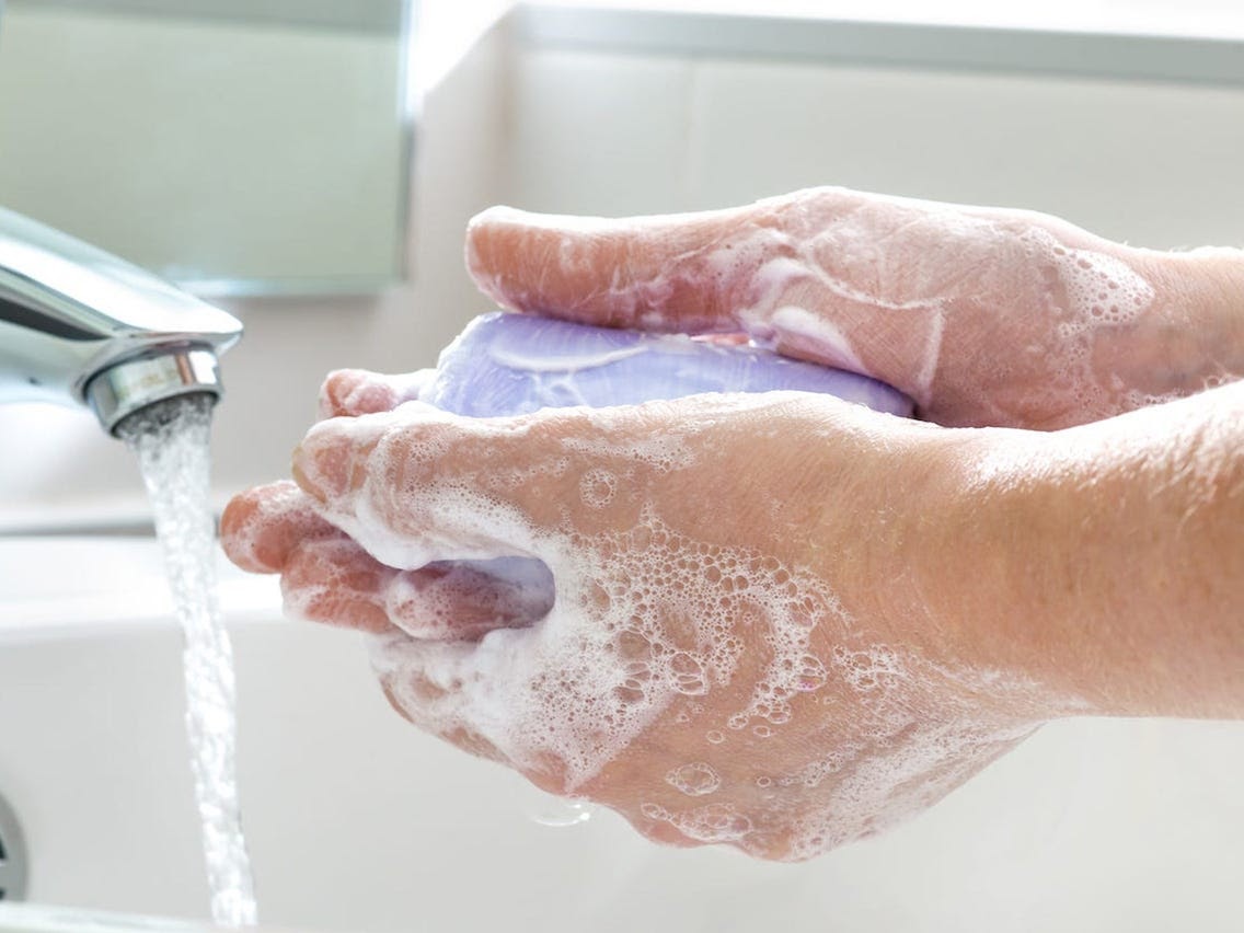 How to wash your hands and how long it takes to get clean - Insider