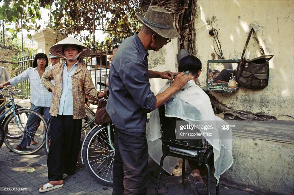 Khoanh khac Ha Noi 40 nam truoc hinh anh 10 gettyimages_200561430_001_2048x2048.jpg