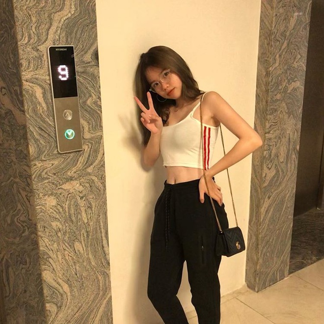 Ban gai Quang Hai chuong khoe eo thon, dung do hang hieu hinh anh 2 hai_11.jpg