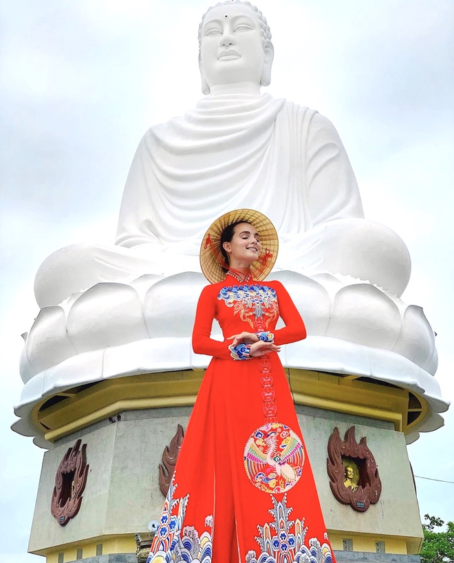 Thap chuong cao nhat Viet Nam hut khach check-in o dau? hinh anh 2