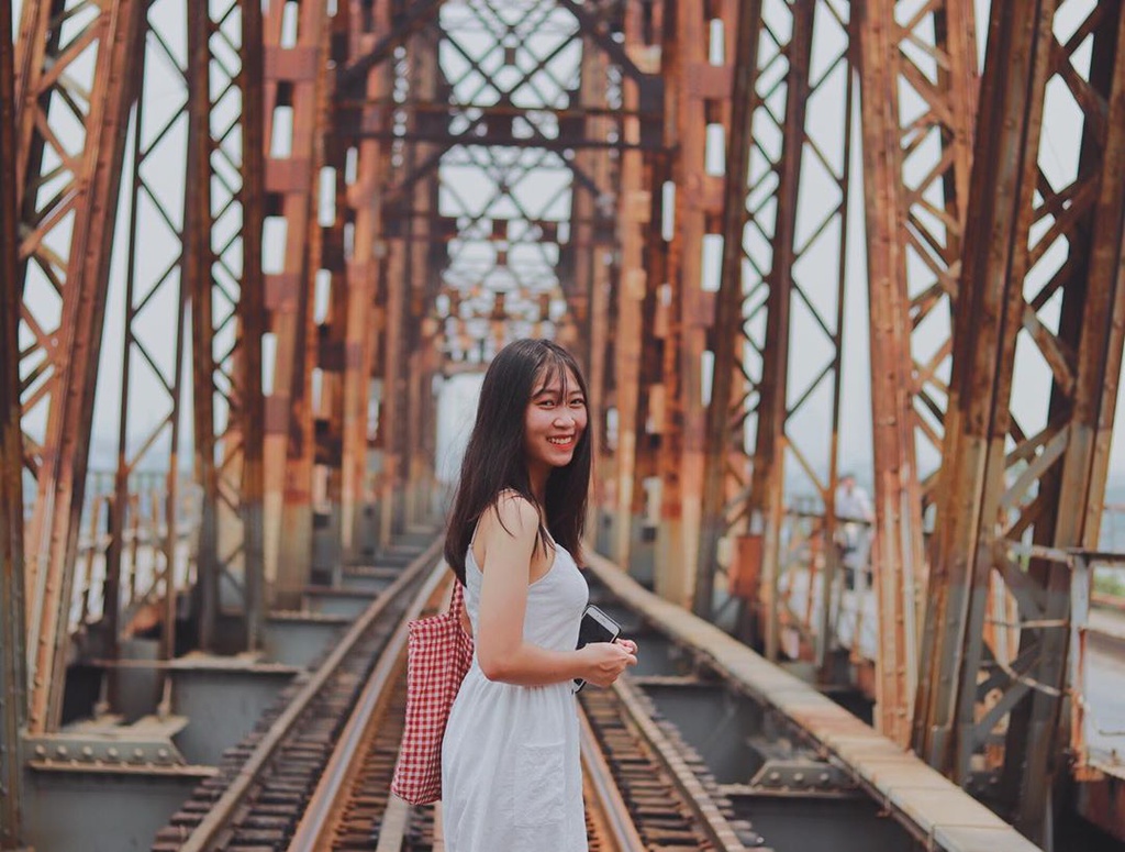 5 cay cau Viet giup ban co anh song ao dep nhu mo hinh anh 1 long1.jpg