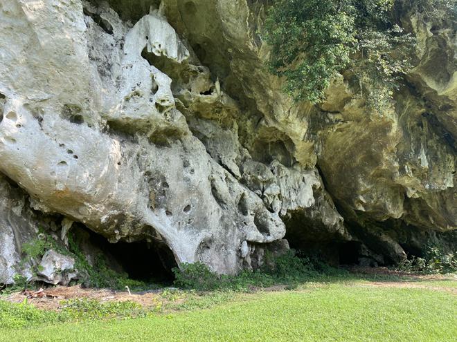 Hang nhà báo - Nơi in dấu di tích cách mạng năm xưa - 1