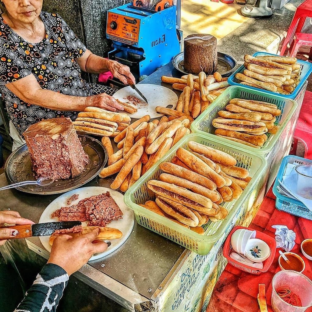 banh-mi-cay-hai-phong