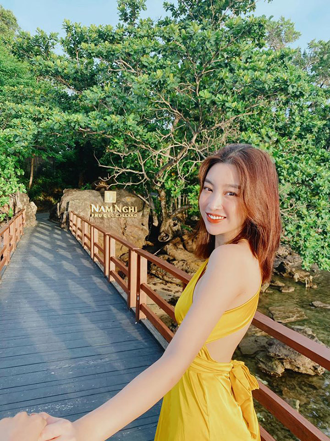 Đỗ Mỹ Linh tận hưởng kỳ nghỉ sang chảnh ở resort 5 sao Nam Nghi Phú Quốc