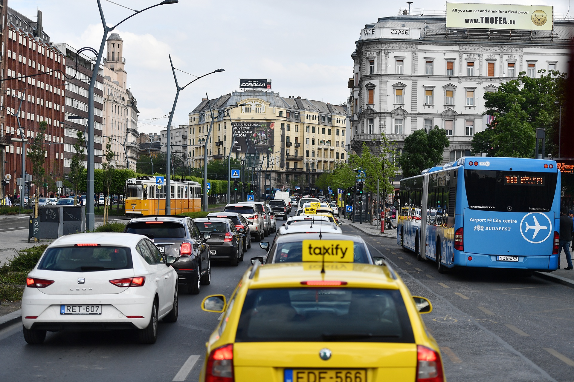 Budapest - thanh pho Dong Au noi ban nen mot lan den hinh anh 38 duong_pho_zing_9_.jpg