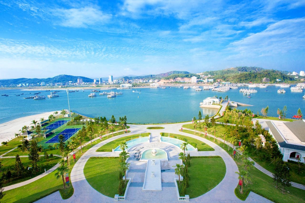 Vinpearl-resort-spa-Ha-Long