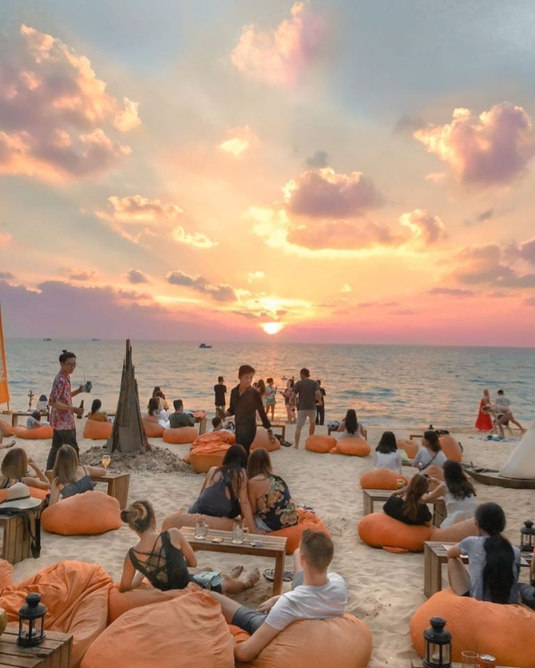 Chiều chiều đón ánh hoàng hôn và chill tại 4 quán cafe trên biển ở Phú Quốc