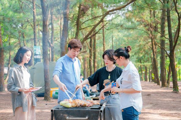 Ghé thăm rừng thông lớn nhất Hà Nội, cực hợp “đi đu đưa” với hội cạ cứng mùa Hè này - 1