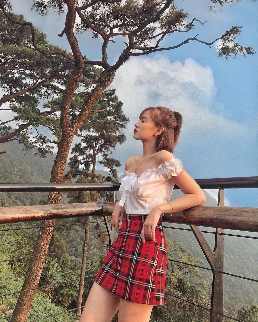 du lich gan ha noi anh 1