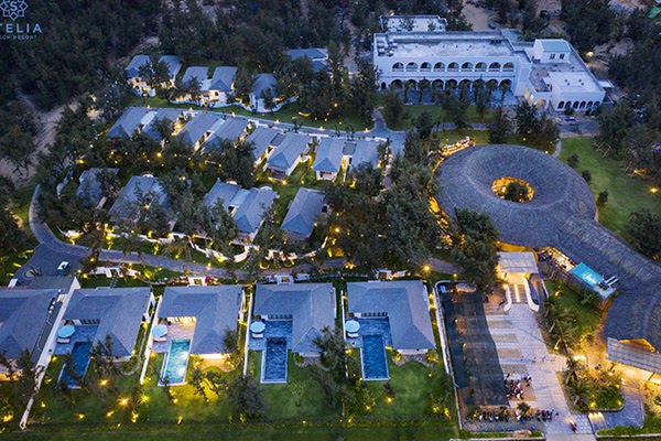 Check -in liền tay ở xứ hoa vàng trên cỏ xanh tại Stelia Resort Phú Yên Check -in liền tay ở xứ hoa vàng trên cỏ xanh tại Stelia Resort Phú Yên